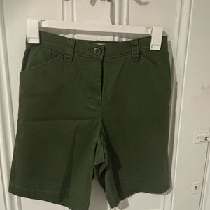 L.L. Bean Forest Green Women's Bermudas